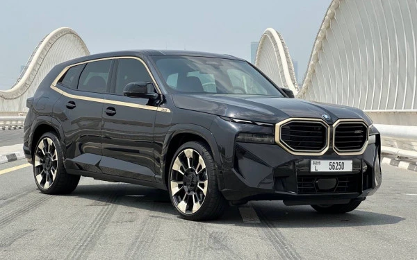BMW XM