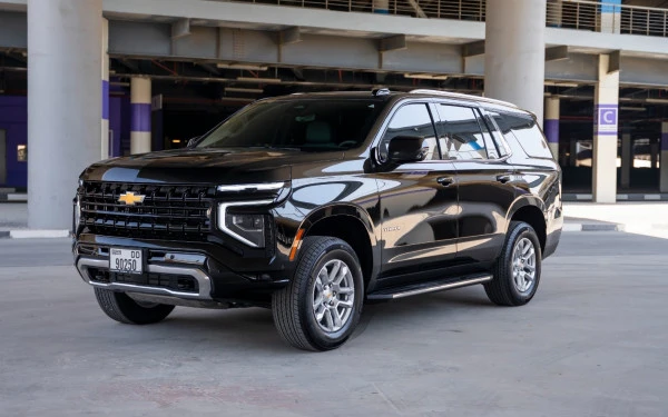  Black Chevrolet Tahoe Photo 1