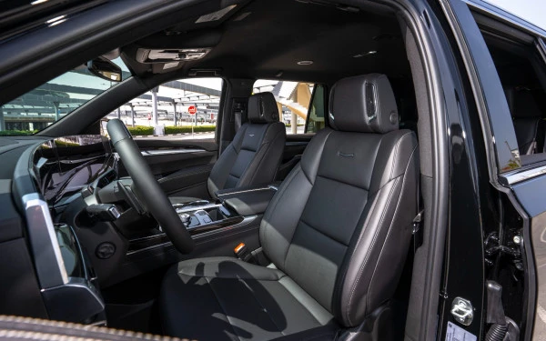  Черный Cadillac Escalade Photo 6