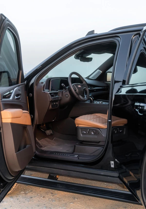  Schwarz Cadillac Escalade Photo 5