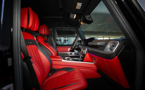  Черный Mercedes G63 AMG Photo 15