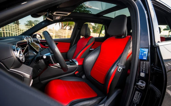  أسود مرسيدس GLC 200 SUV Photo 7