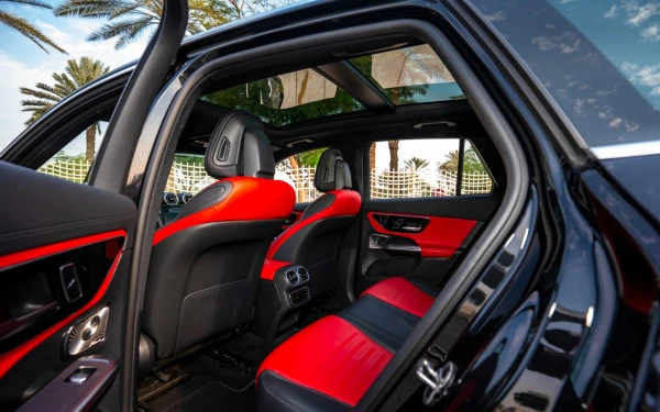  أسود مرسيدس GLC 200 SUV Photo 11