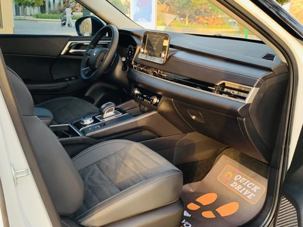  Белый Mitsubishi Outlander Photo 8