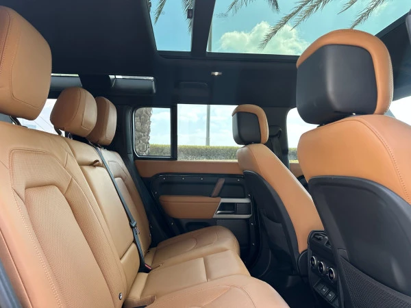  Schwarz Range Rover Defender HSE V6 Photo 2