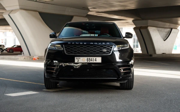  Schwarz Range Rover Velar Photo 9
