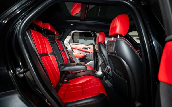  Schwarz Range Rover Velar Photo 19