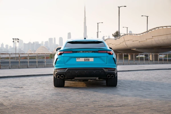  Blau Lamborghini Urus Photo 3