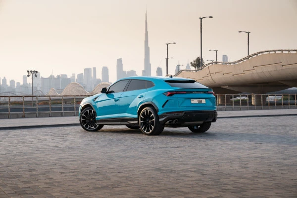  Blau Lamborghini Urus Photo 4