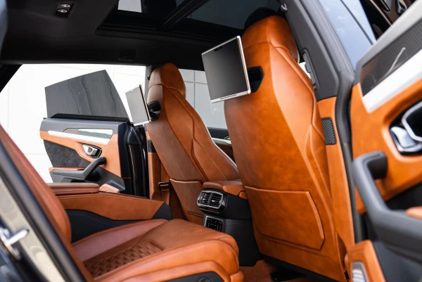  Blau Lamborghini Urus Photo 6