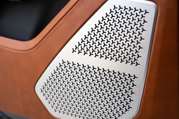  Blau Lamborghini Urus Photo 15