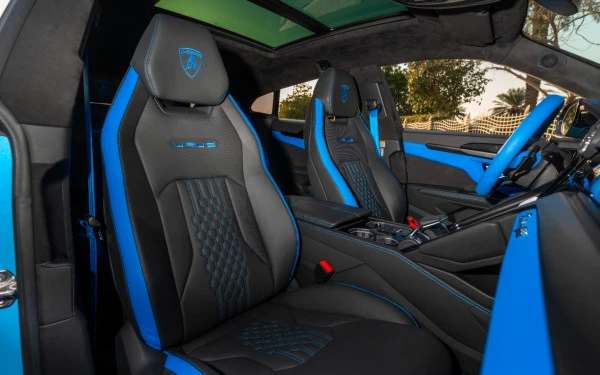  Blu Lamborghini Urus Photo 18
