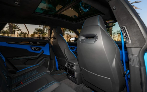  Blu Lamborghini Urus Photo 22