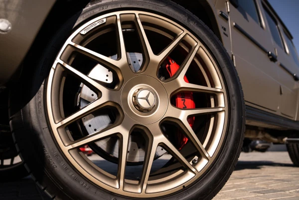  بنى مرسيدس G63 AMG Photo 14
