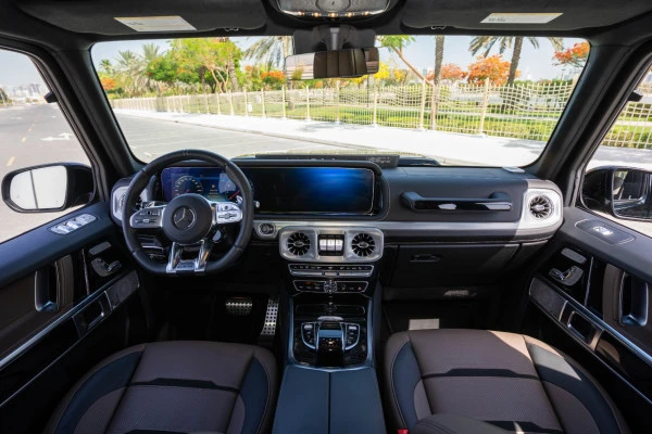  أخضر مرسيدس G63 AMG Photo 9