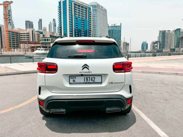  أبيض سيتروين C5 ايركروس Photo 4