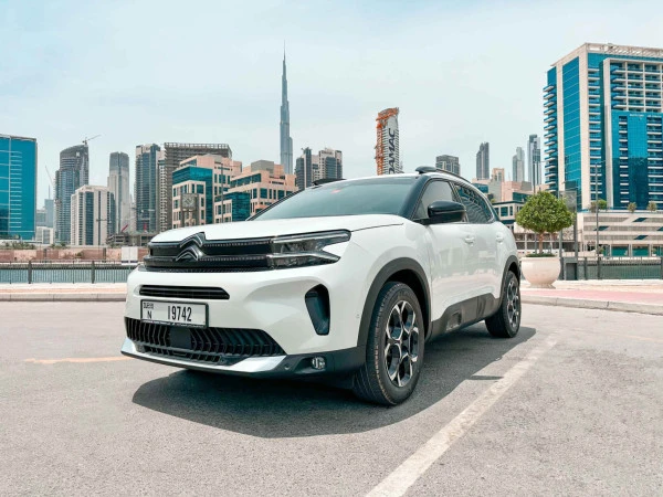  أبيض سيتروين C5 ايركروس Photo 5