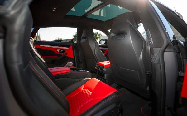  Grau Lamborghini Urus Photo 3