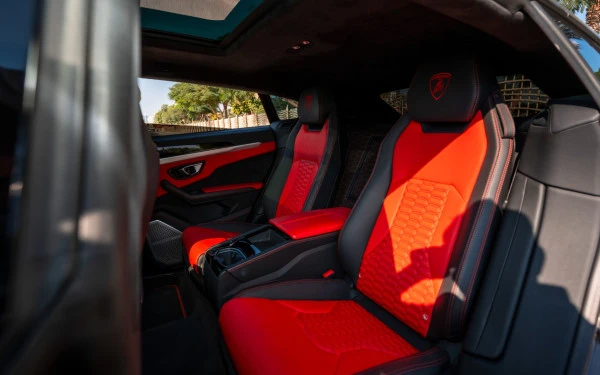  Grau Lamborghini Urus Photo 12