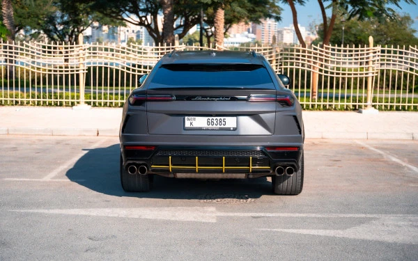  Grau Lamborghini Urus Photo 17
