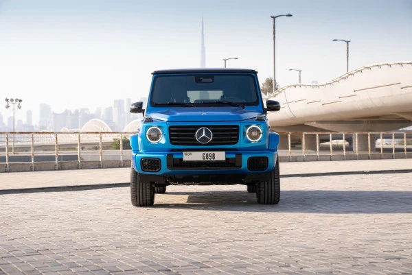  Серый Mercedes G 580 Photo 2