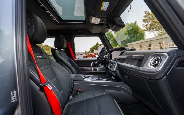  اللون الرمادي مرسيدس G63 AMG Photo 12