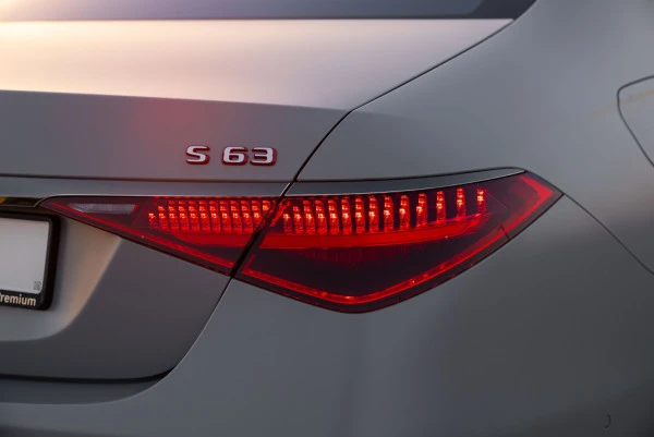  Grey Mercedes S63 AMG Photo 5