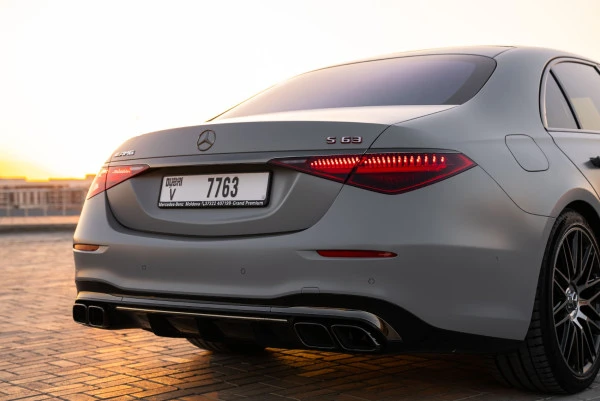  Grey Mercedes S63 AMG Photo 6