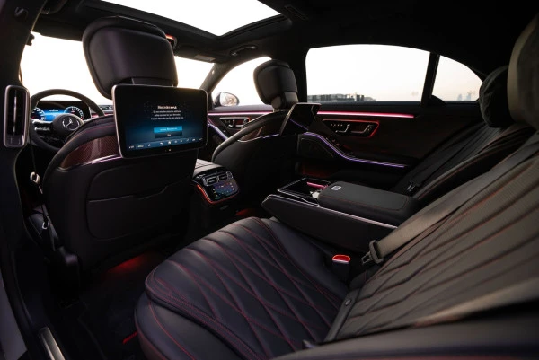  Grey Mercedes S63 AMG Photo 21