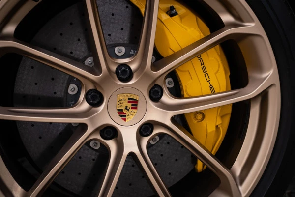  Grey Porsche Cayenne Turbo GT Photo 9