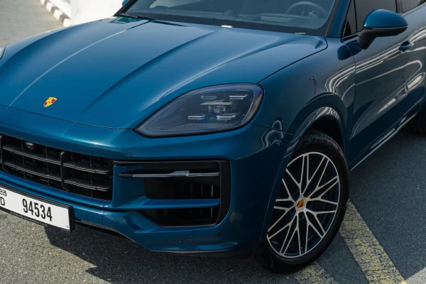  Grau Porsche Cayenne Photo 3