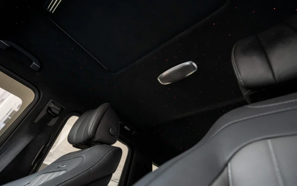  أسود لامع مرسيدس G63 AMG Photo 15