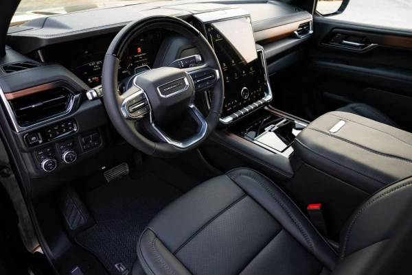  Weiß GMC Yukon Denali Photo 13