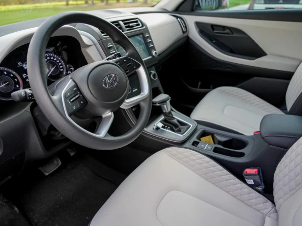  أبيض هيونداي كريتا Photo 8