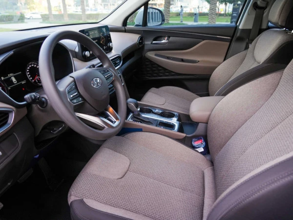  أبيض هيونداي سانتا في Photo 9