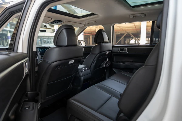  Белый Hyundai Santa Fe Photo 5