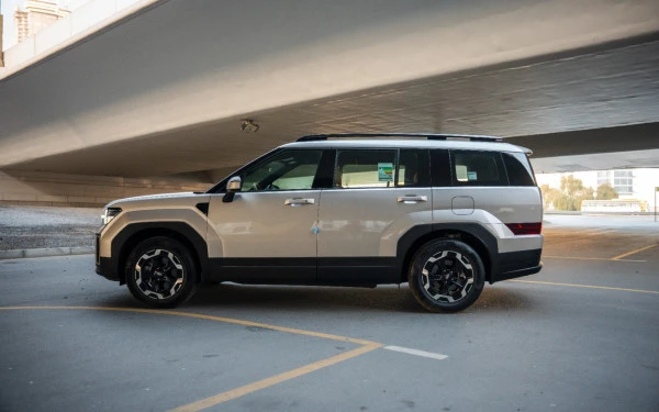  أبيض هيونداي سانتا في Photo 10