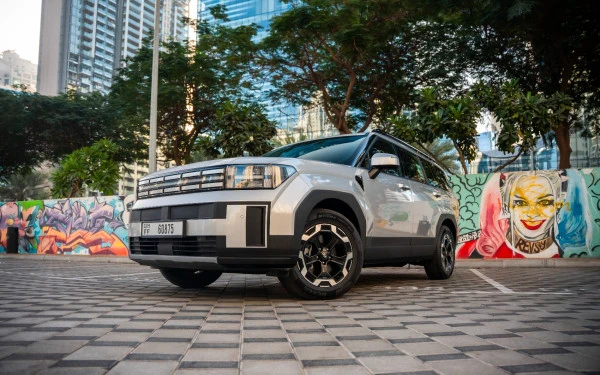  أبيض هيونداي سانتا في Photo 7