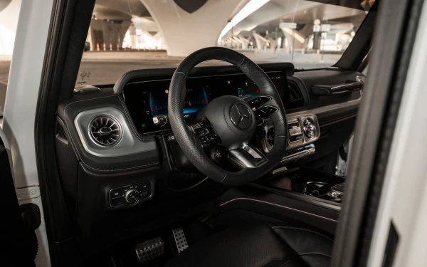  Белый Mercedes G63 AMG Photo 7
