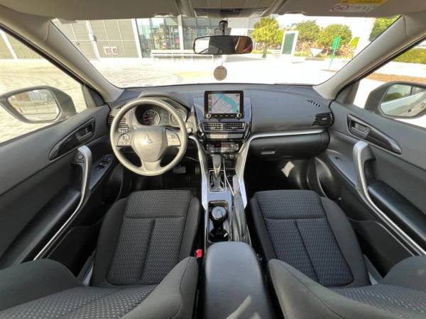  Bianca Mitsubishi Eclipse Photo 5