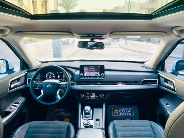  Белый Mitsubishi Outlander Photo 6