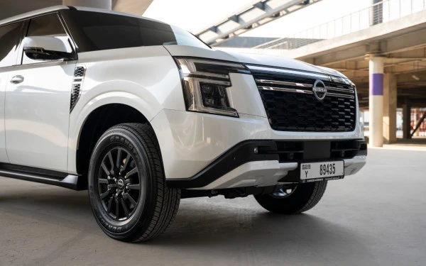  Weiß Nissan Patrol Platinum V6 Photo 2