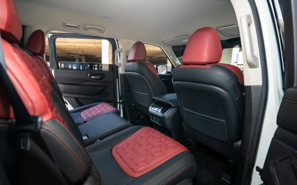  Weiß Nissan Patrol Platinum V6 Photo 7