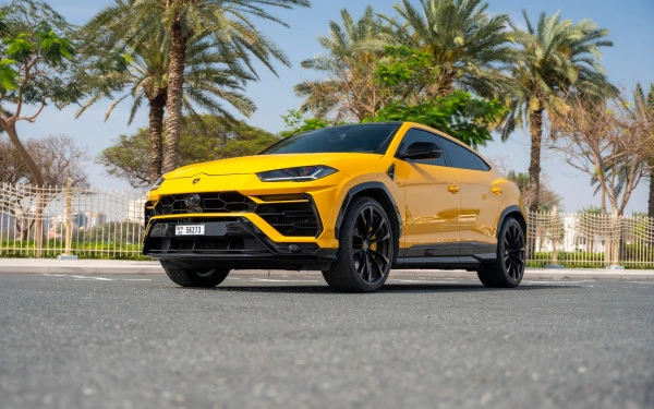  Gelb Lamborghini Urus Photo 2