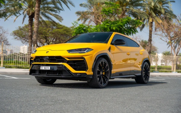  Gelb Lamborghini Urus Photo 4