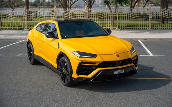  Gelb Lamborghini Urus Photo 6
