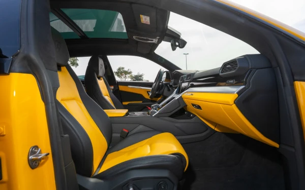  Gelb Lamborghini Urus Photo 10
