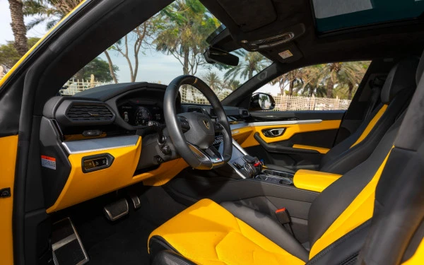  Gelb Lamborghini Urus Photo 12