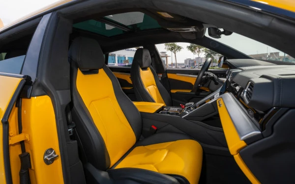  Gelb Lamborghini Urus Photo 15
