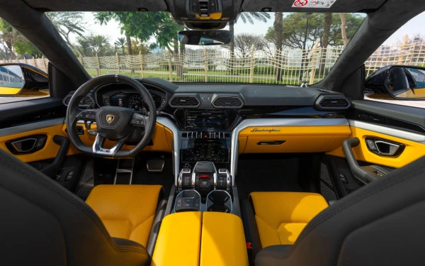  Gelb Lamborghini Urus Photo 23